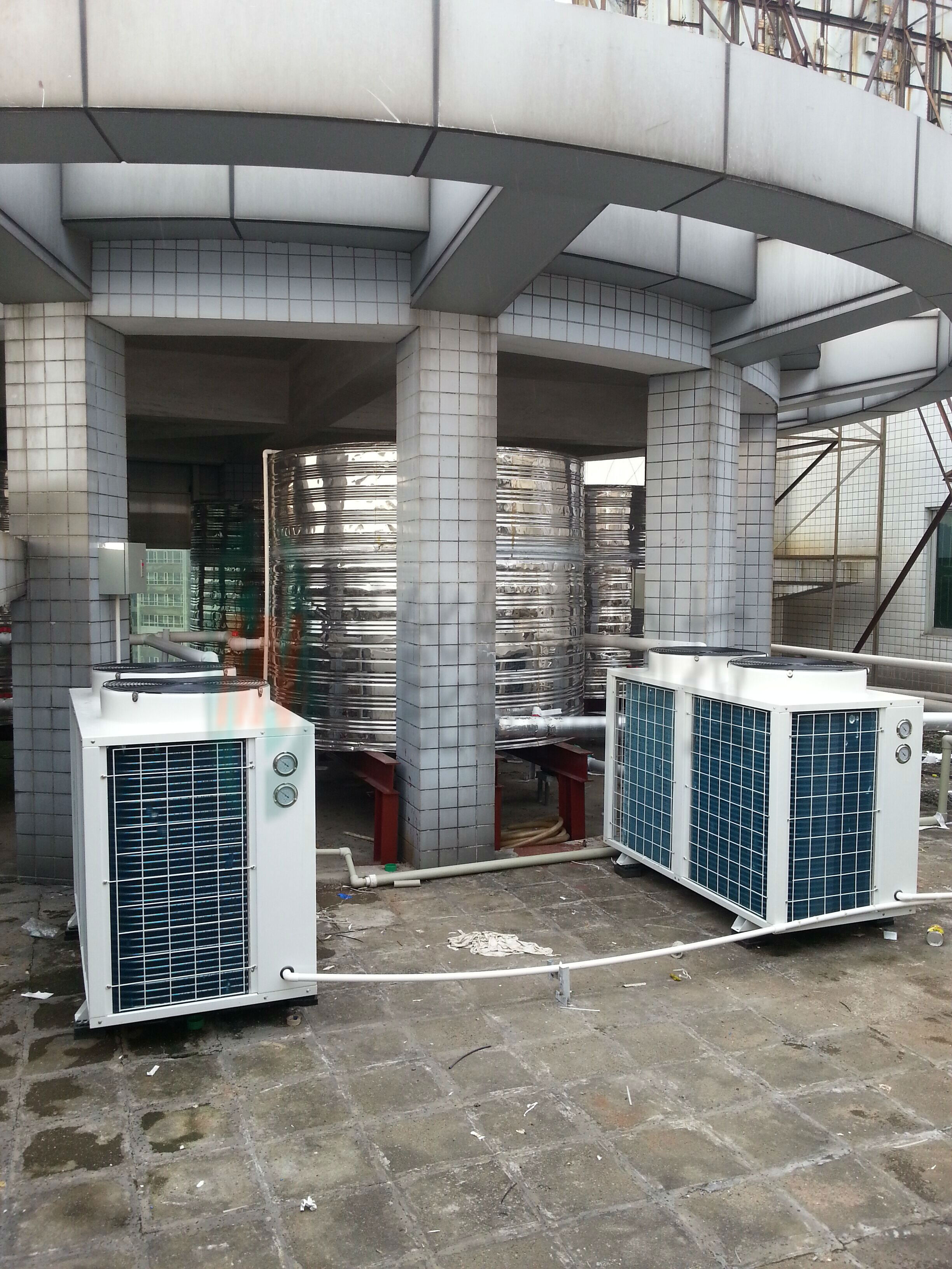 空氣能太陽能熱水器工程