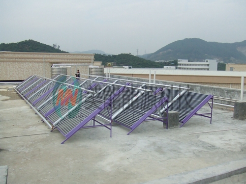 熱水器工程，太陽(yáng)能熱水器、<a href='/sunn-0001,0022,0023.htm' class='keys' title='點(diǎn)擊查看關(guān)于太陽(yáng)能熱水器的相關(guān)信息' target='_blank'>太陽(yáng)能熱水器</a>工程