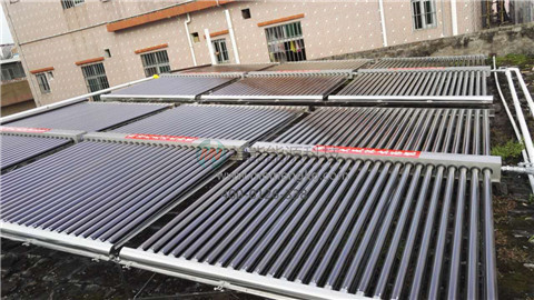太陽能熱水器