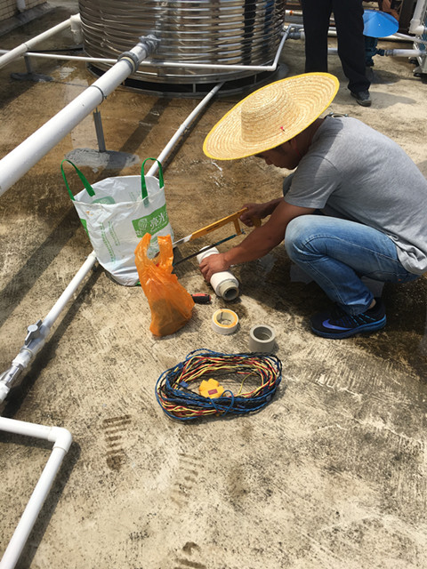 太陽能熱水器