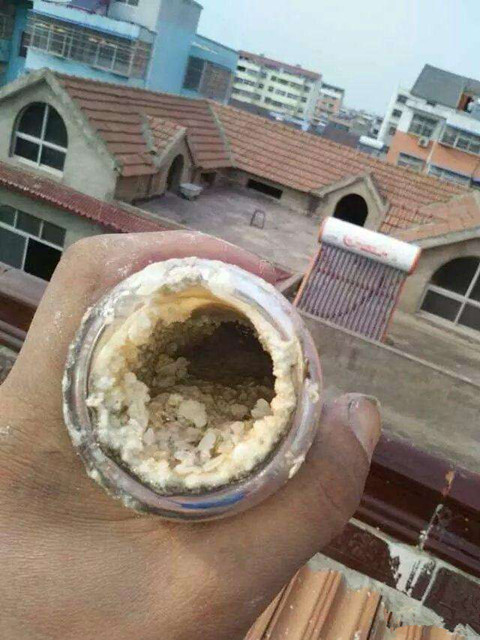 太陽能熱水器